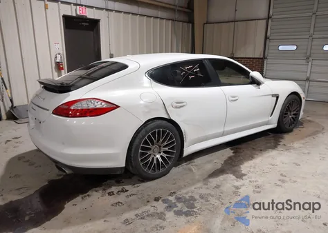 2011 Porsche Panamera 4 from USA, damaged, VIN WP0AA2A75BL011571